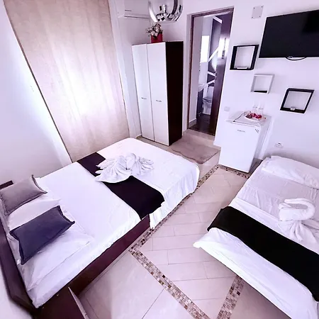 Guest house De Inchiriat Costinesti